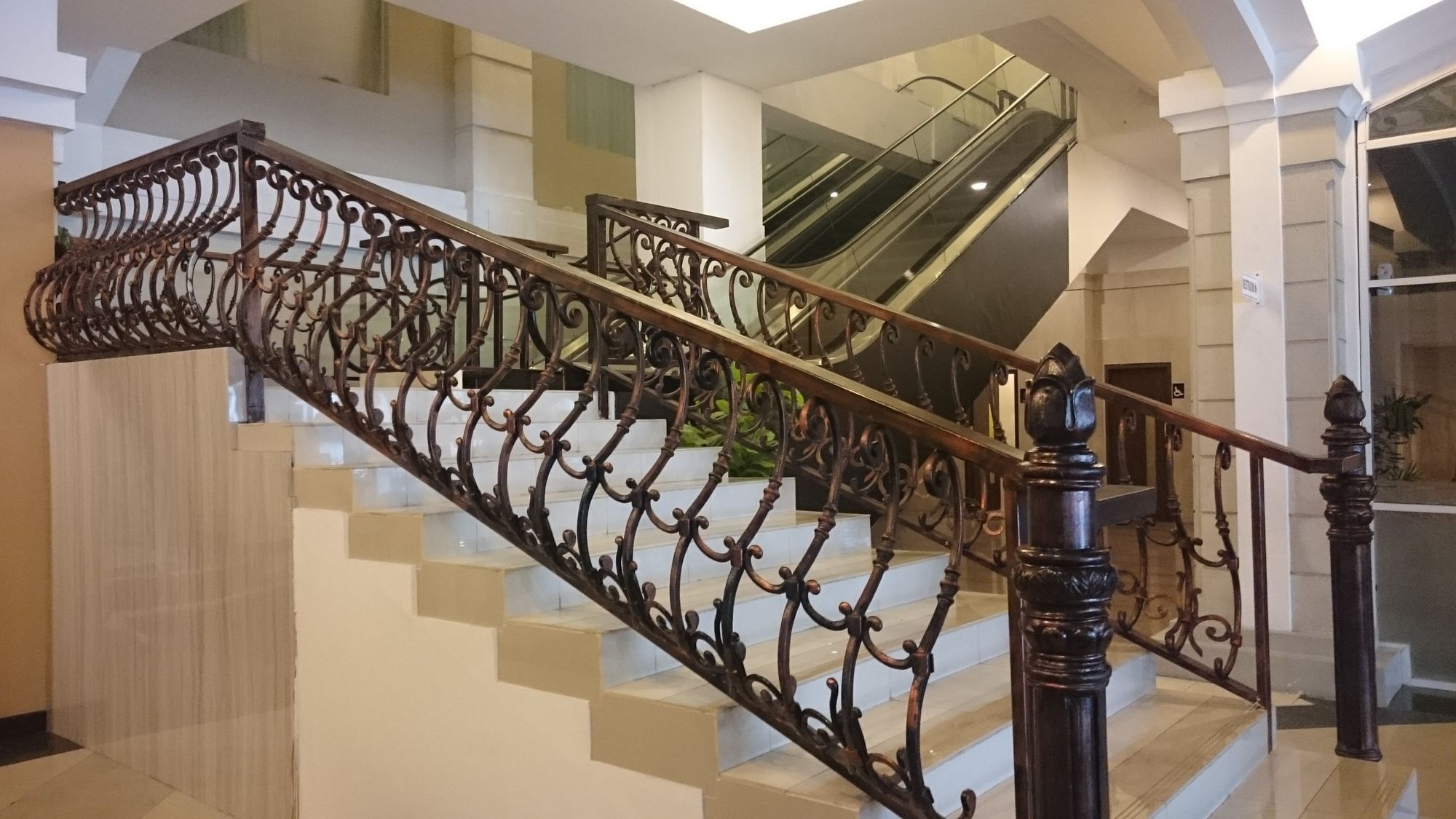 The Rich Jogja Hotel Melati Buitenkant foto